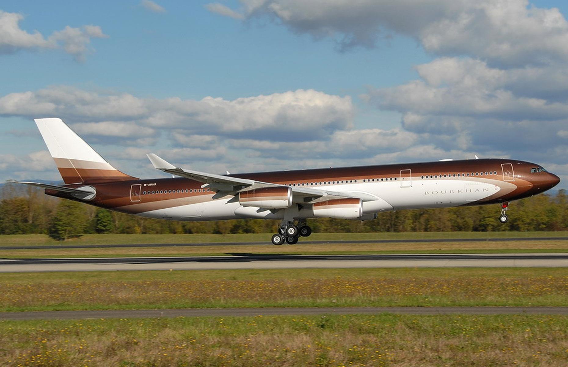 Airbus A340-300: más de $450 millones (unos 419 millones de euros) 